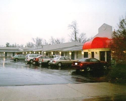 Red Carpet Inn Greensboro Extérieur photo