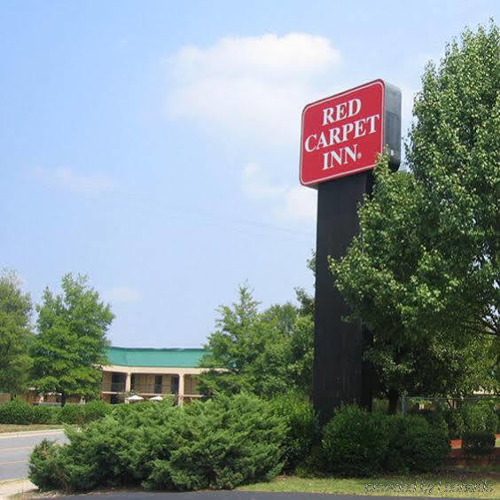 Red Carpet Inn Greensboro Extérieur photo
