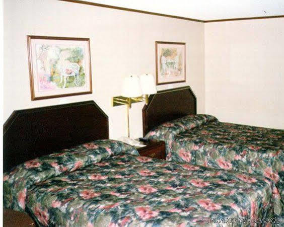 Red Carpet Inn Greensboro Chambre photo